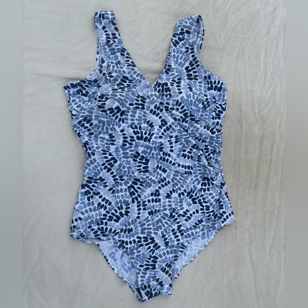 Ingear White and Blue Multicolored One Piece Swimsuit Women’s XL